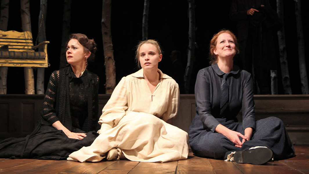 Three Sisters (Ruhl)