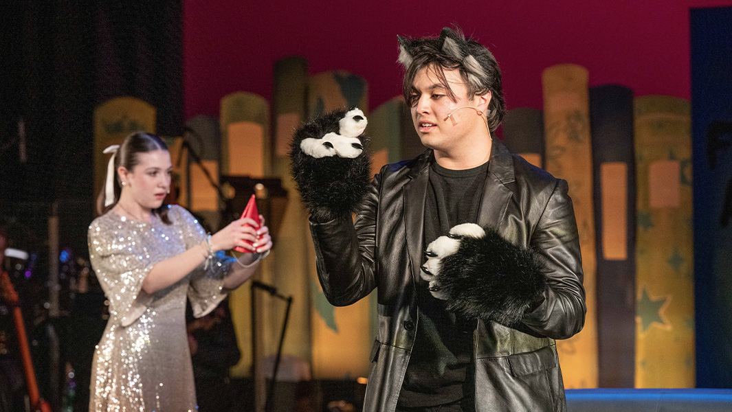 Family Album (Iconis)