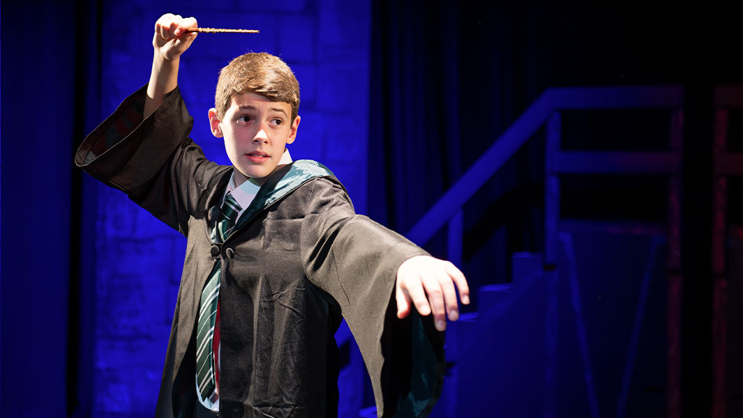 Harry Potter and the Cursed Child (Secondary School Edition)